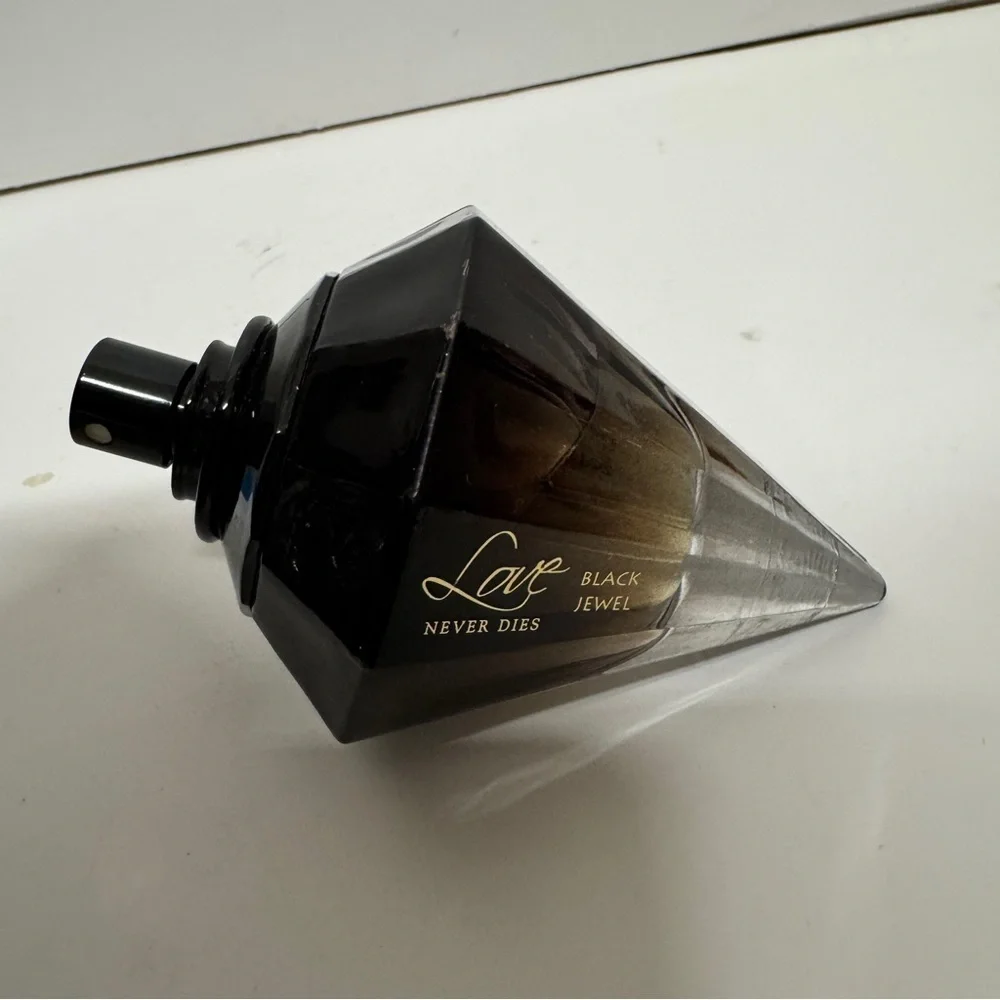 Jeanne Arthes Love Never Dies Black Jewel 2 OZ